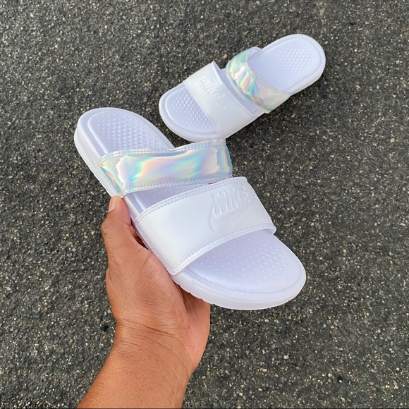 WMNS NIKE BENASSI DUO ULTRA SLIDES - Picture 3 of 3